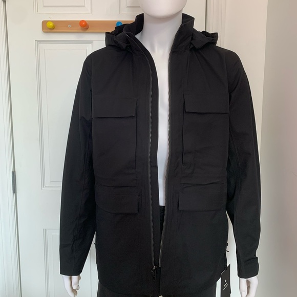 Lululemon Outpour StretchSeal Field Black Jacket - Picture 6 of 8